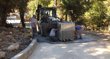 Kemer'de altyapı çalışmaları devam ediyor