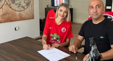 Kraliçe Akrep oldu