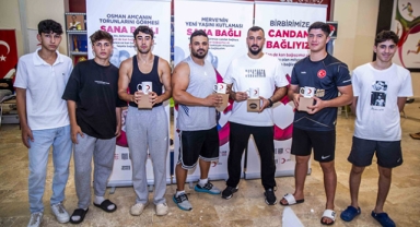 Millilerden örnek davranış