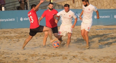 Şampiyonluk 12 golle geldi