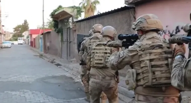 Terör operasyonu: 10 gözaltı