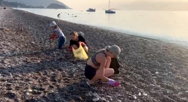 Turistlerden örnek davranış