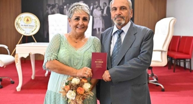 Yaşlı evlerinde tanıştılar... Dünya evine girdiler