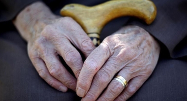 55 milyondan fazla kişi Alzheimer mücadelesi veriyor