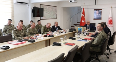Bakan Güler, Şırnak'ta inceleme yaptı