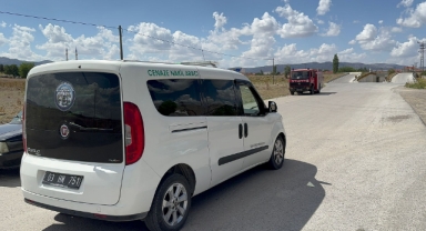 Başından vurulmuş halde ölü bulundu