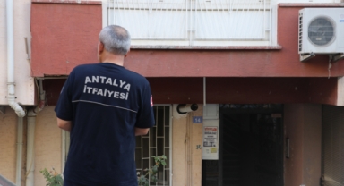 Çıkan yangında eşyalar yandı; 1 yaralı