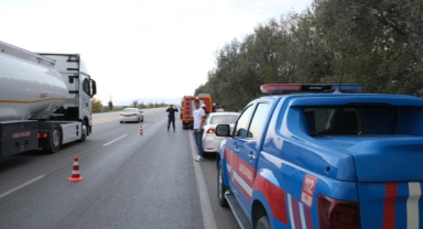 Devrilen otomobildeki 1 kişi öldü, 1 kişi yaralandı