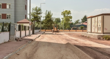 Kepez’de asfalt hamlesi sürüyor