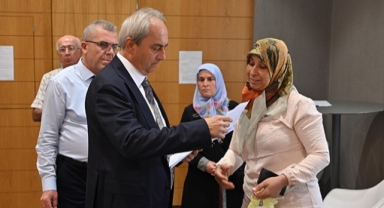 Kepez'de vatandaş dışarda bekletilmiyor