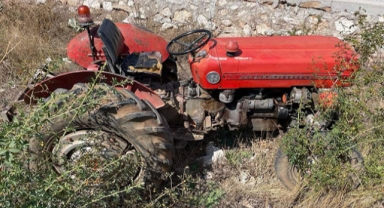 Traktörün altında kaldı, hayatını kaybetti