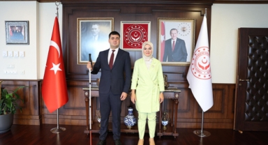 Türkiye'nin ilk görme engelli hakimi