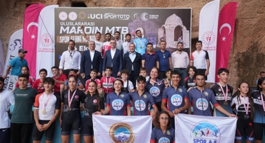 ALKÜ sporcuları dünya arenasında