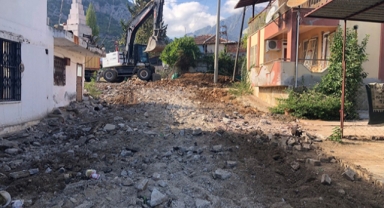 Altyapı çalışmaları devam ediyor