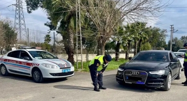 Araçlarına çakar takan 10 kişiye para cezası