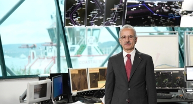 Bakan Uraloğlu: Mavi Vatan'da seyir emniyetini sağlıyoruz