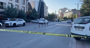 Bıçaklı kavgada öldürüldü