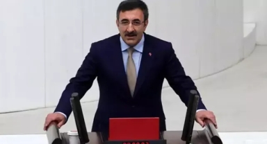 Cevdet Yılmaz: Cari açık azalmaya devam edecek