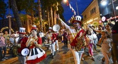 Festival korteji 18 Ekim’de