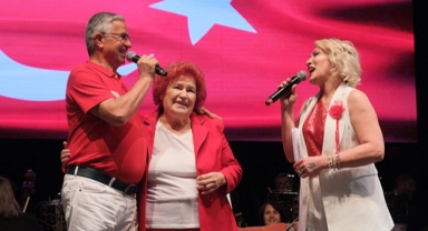 Selda Bağcan konserli kutlama