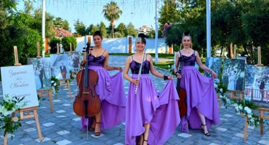 Vinello Müzik sınırları aşıyor