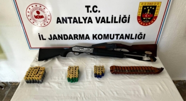 Antalya'da 84 yıl hapisle aranan şahıs tutuklandı