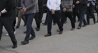 FETÖ operasyonunda 49 şüpheli gözaltında