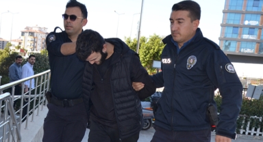 Fotoğraf stüdyosu hırsızları yakalandı