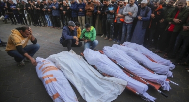 İsrail saldırılara devam ediyor: Can kaybı 43 bin 799'a yükseldi