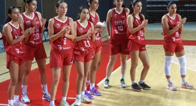 Kepez’in kızları namağlup
