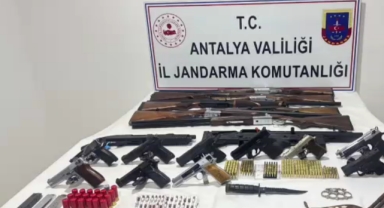 Manavgat'ta ruhsatsız silah operasyonu