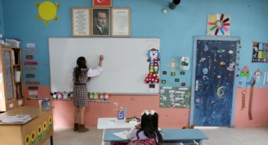Okuldaki tek arkadaşı öğretmeni