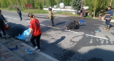 Otomobil ile motosiklet çarpıştı 1 kişi öldü, 1 kişi yaralandı