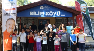Eğlenerek öğreniyorlar