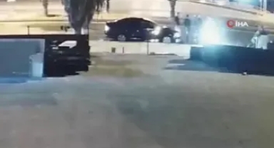 Trafikteki kavgada 2 kardeş yaralandı; o anlar kamerada