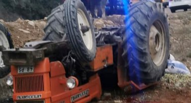 Traktör kazasında baba öldü, kızı yaralandı
