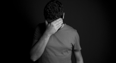 Aile içi çatışmalar ergenlerde depresyon ve kaygı oluşturabilir
