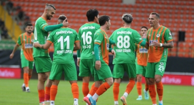 Alanya evinde 4 golle turladı