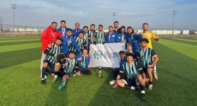 ALKÜ futbol takımı zirvede