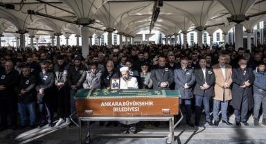 Ankaralı Turgut son yolculuğuna uğurlandı