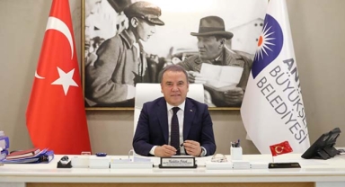 Başkan Böcek'in yeni yıl mesajı