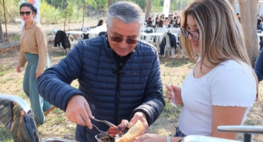 Başkan'dan öğrencilere mangal partisi