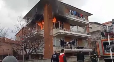 Evde çıkan yangın söndürüldü