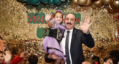 Kotan, miniklerle yeni yılı kutladı