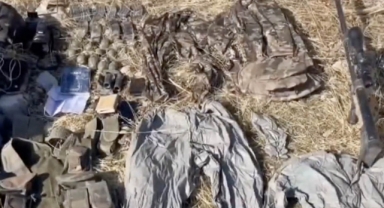 Teröristlere ait silah, mühimmat ve yaşam malzemesi ele geçirildi