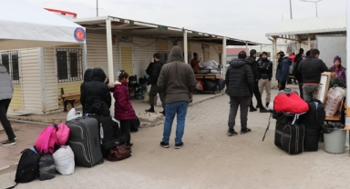 Türkiye'deki Suriyelilerin ülkelerine dönüşü sürüyor