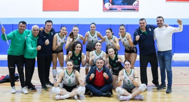 Yenilgisiz lider