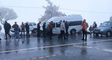 Zincirleme kaza: 31 kişi yaralandı