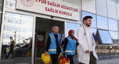 1400 hastaya evde sağlık hizmeti