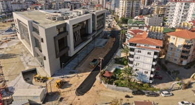 Alanya Belediyesi taşınıyor